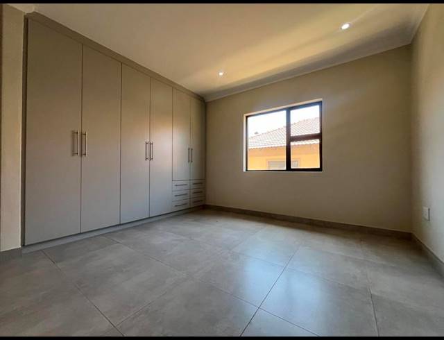 3 BEDROOM DUPLEX FOR SALE IN BROADACRES